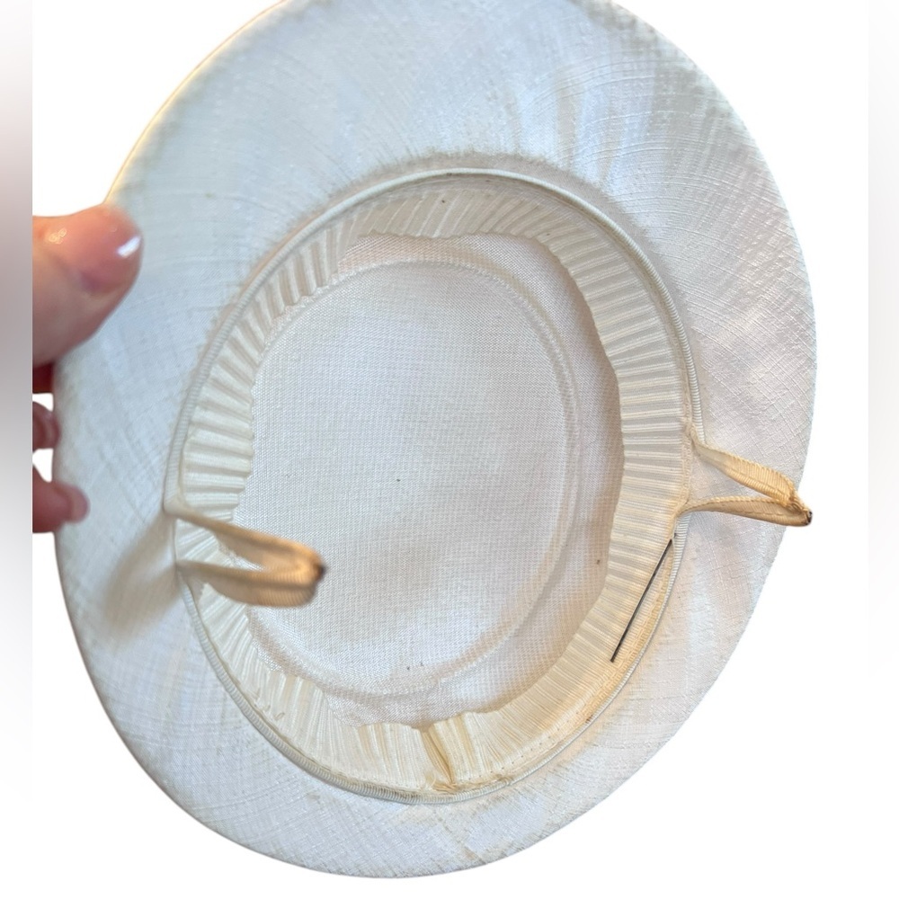 Vintage cream colored hat - Picture 5 of 7